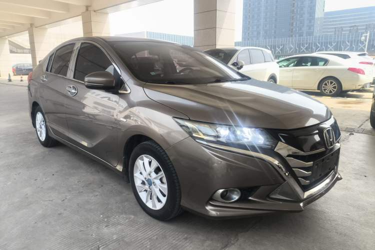 Used Honda Gienia 2017 1.5L CVT Comfort Version Front Right 45 Deg