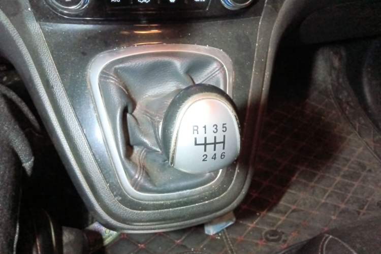 Used Haval H6 2013 Upgraded Model 1.5T Manual Two-Wheel Drive Elite Version