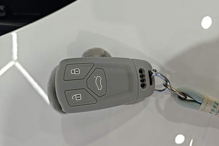 Used Audi A4L 2023 40 TFSI Luxury Dynamic Model
