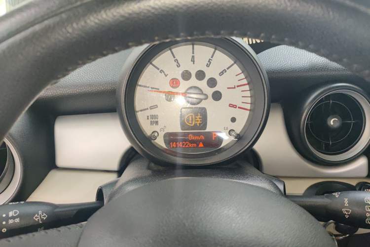 Used MINI 2011 1.6L ONE