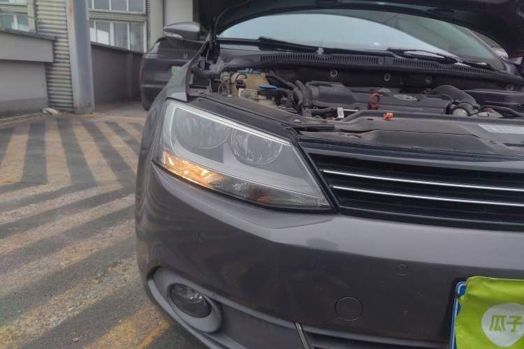 Used Volkswagen Sagitar 2012 1.4TSI Automatic Luxury Edition