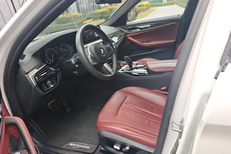 Used BMW 5 Series 2019 530Li Leading Model M Sport Package