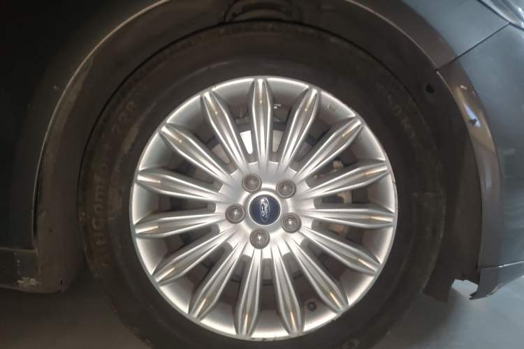 Used Ford Mondeo 2013 2.0L GTDi 200 Luxury Model