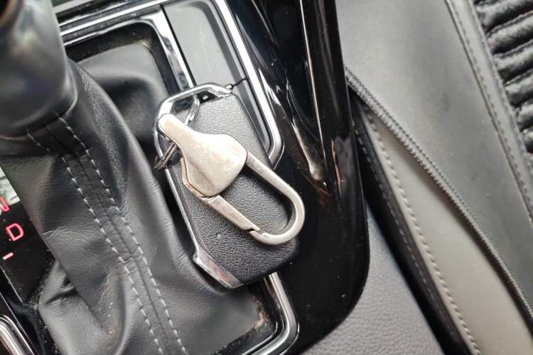 Used Kia Sportage R 2019 2.0L Automatic Smart Luxury Edition Vehicle Key