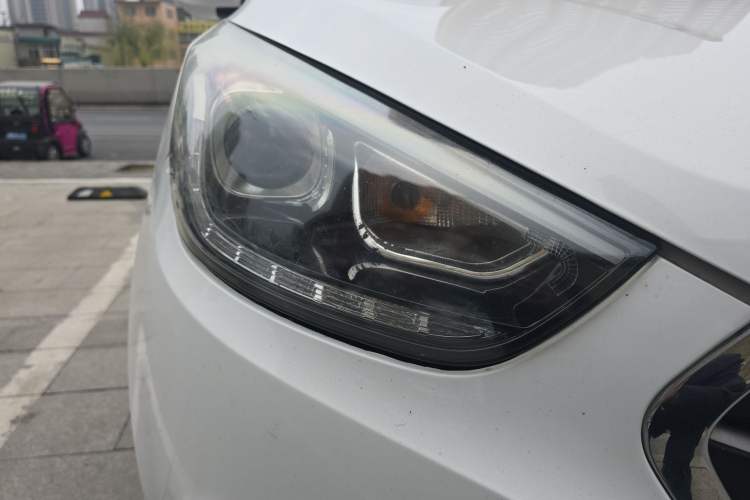 Used Hyundai ix35 2013 2.0L Automatic 2WD Comfort GL China IV Standard