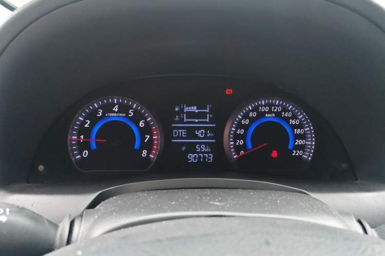 Used Zotye Z300 2016 New Vision 1.5L Manual Entry-Level Model