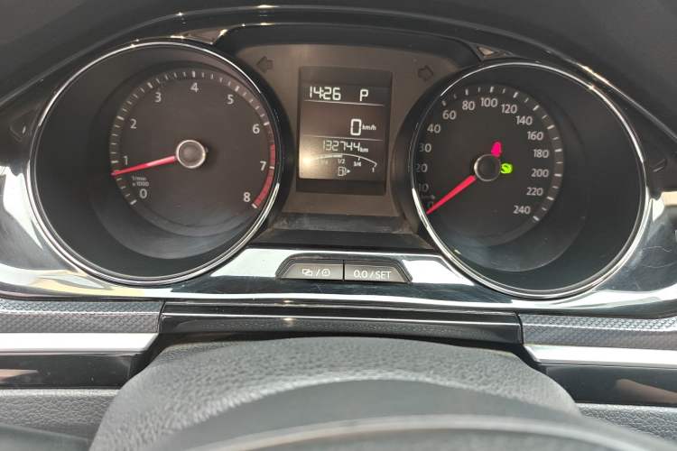 Used Volkswagen C-TREK 2017 1.6L Automatic Comfort Model Odometer Close Up