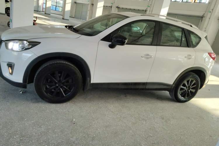 Used Mazda CX-5 2013 2.0L Manual Two-Wheel Drive Comfort Version
