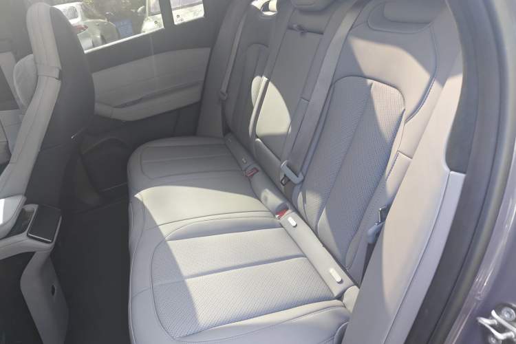 Used Nio EC6 2024 75 kWh