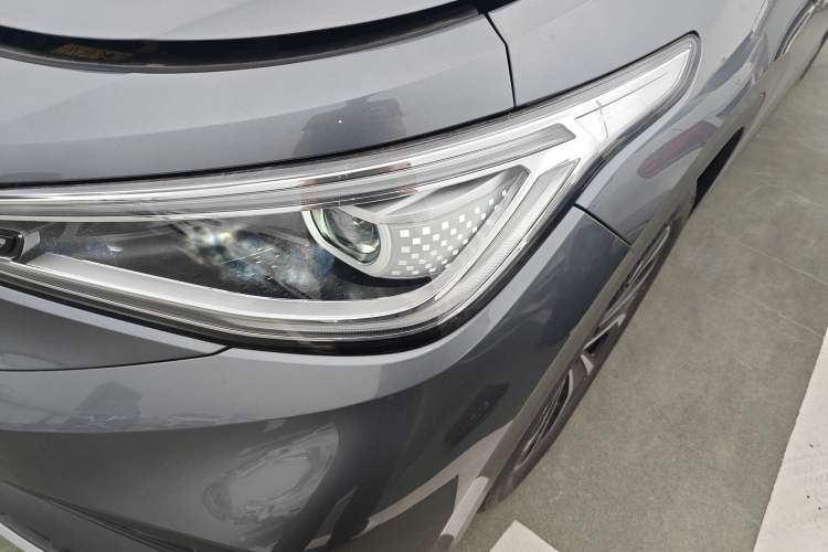Used Volkswagen ID.4 X 2024 Pure & Smart Edition Left Front Headlight