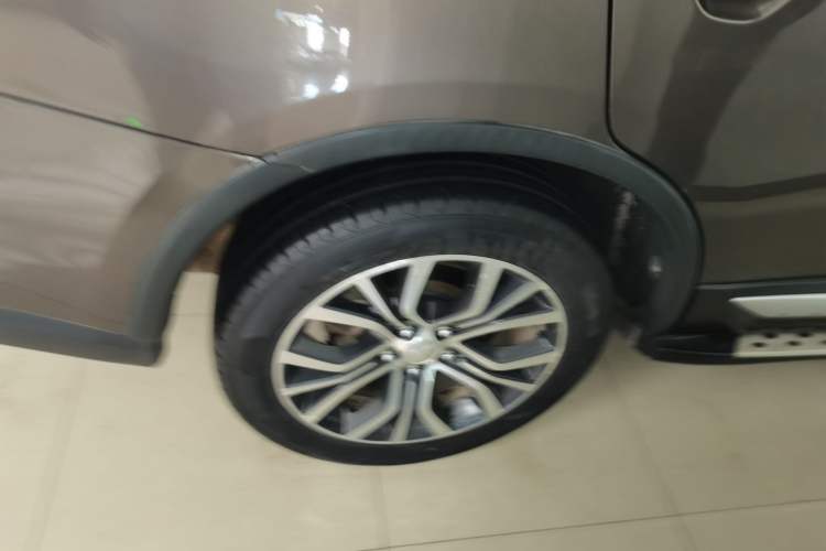 Used Mitsubishi Outlander 2017 2.0L Two-Wheel Drive Glory Edition 5 Seats
