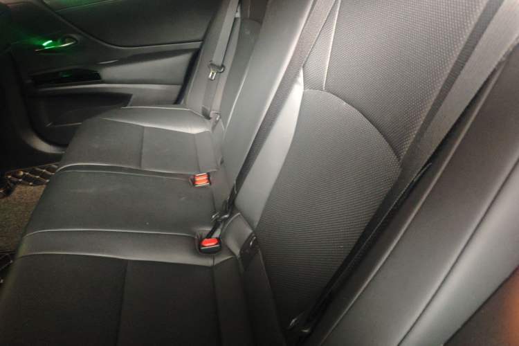 Used Lexus ES 2021 300h Excellence Edition Left Rear Seat
