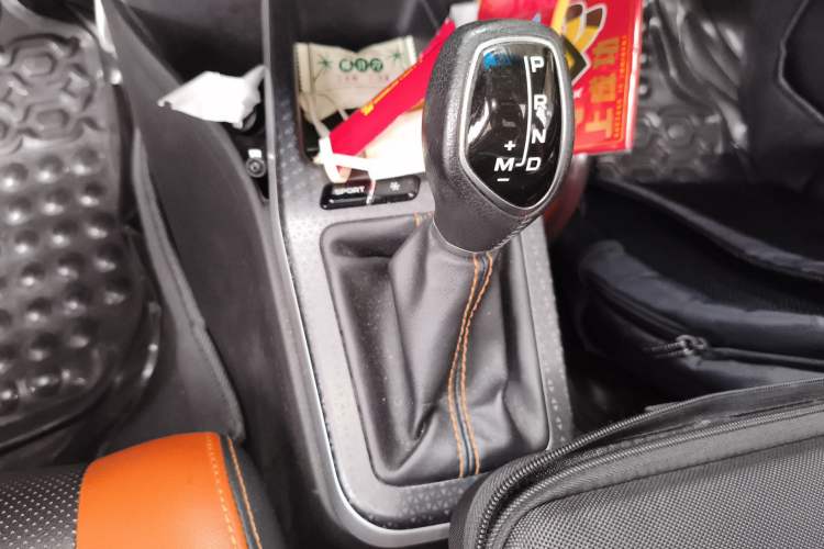 Used Geely Auto Vision X1 2017 1.3L Automatic Player Edition Gear Lever