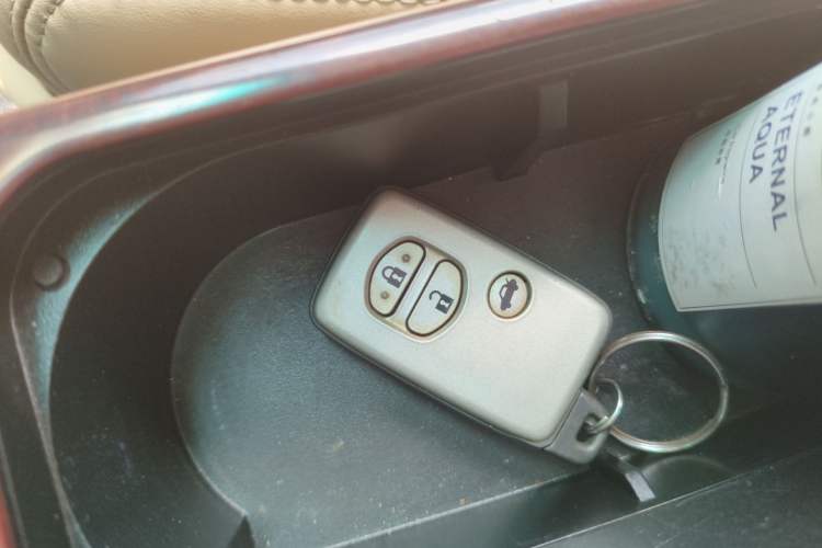 Used Toyota Crown 2012 2.5L Royal Comfort Edition