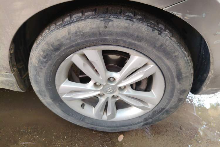 Used Hyundai ix35 2010 2.0L Automatic Two-Wheel Drive Elite Edition GLS
