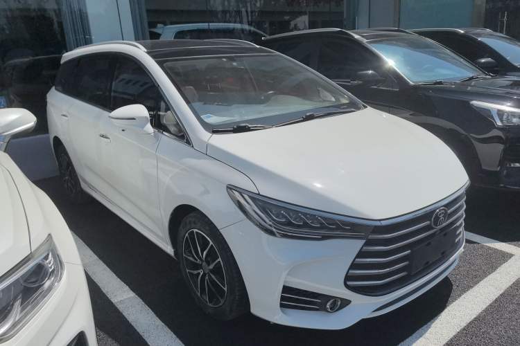 Used BYD Song MAX 2017 1.5T Automatic Smart Connect Elite 7-Seater