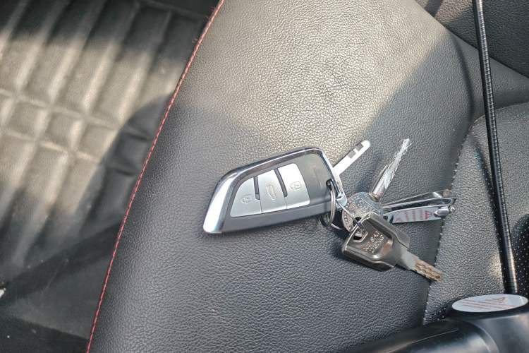 Used Geely Auto Emgrand 2014 Hatchback 1.5L Manual Elite Model