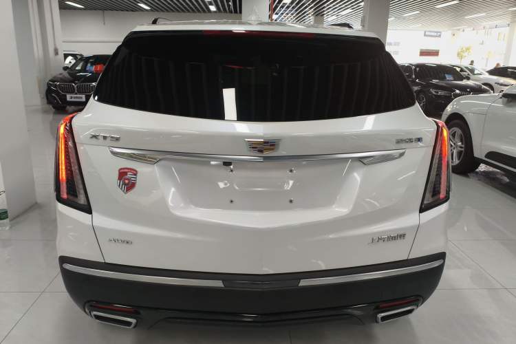 Used Cadillac XT5 2022 2.0T Four-Wheel Drive Luxury Version (Hummingbird Edition) Rear