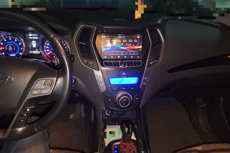 Used Hyundai Santa Fe 2013 2.0T Automatic All-Wheel Drive Top Trim
