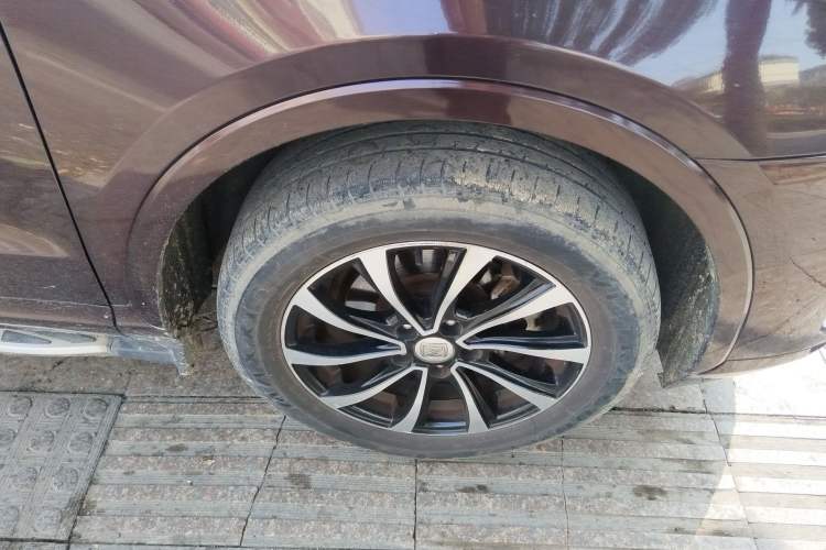 Used Zotye SR7 2016 1.5T Manual Cube Road Edition China V Standard
