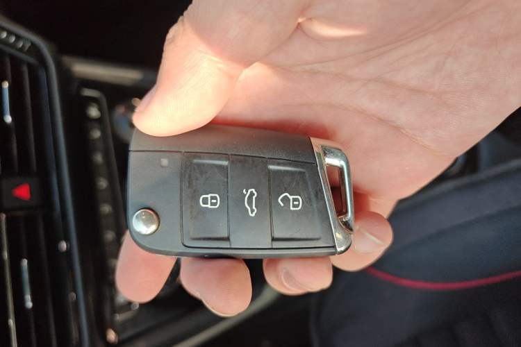 Used Volkswagen Tharu 2020 Revised Version 330TSI Four-Wheel Drive Flagship Edition China VI
