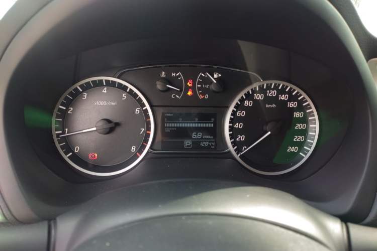 Used Nissan Sylphy 2024 Restyled Version 2 Classic 1.6XE CVT Comfort Edition Instrument Cluster