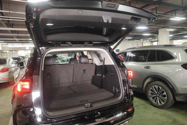 Used Buick Enclave 2022 652T Two-Wheel-Drive Prestige 7-Seater
