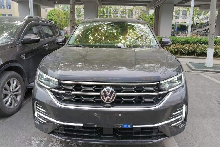 Used Volkswagen Tayron 2024 330TSI Two-Wheel Drive R-Line High-Energy Version Front