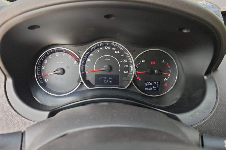 Used Renault Koleos 2012 2.5L Two-Wheel Drive Comfort Edition with Navigation Instrument Cluster