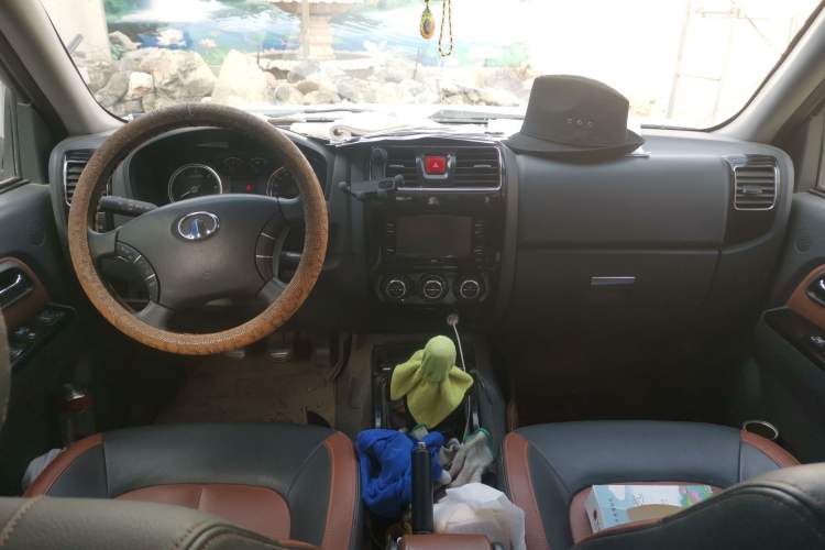 Used Great Wall Wingle 5 2013 2.0T European Version Two-Wheel Drive Elite Edition 6MT Big Double Cab GW4D20B
