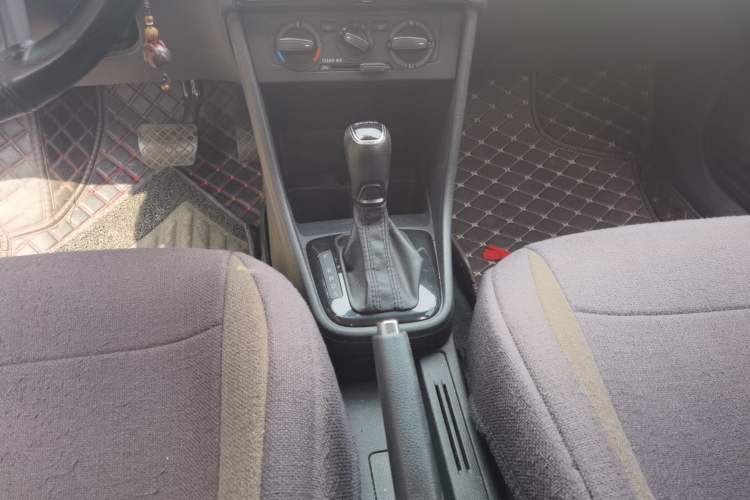 Used Skoda Rapid Spaceback 2018 1.6L Automatic Standard Edition