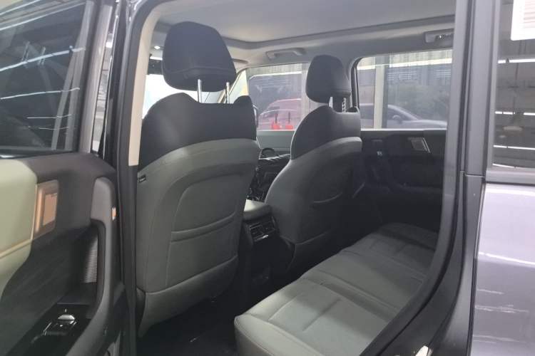 Used iCAR 03 2024 401km Two-Wheel Drive Standard Edition Left Rear Seat