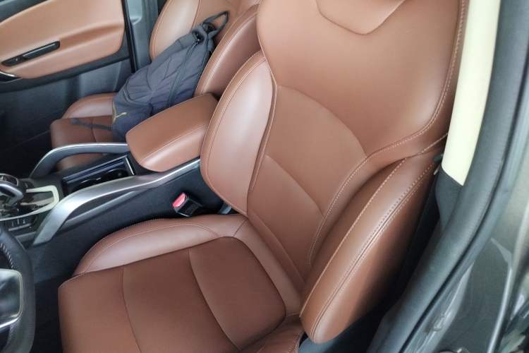 Used Geely Auto Emgrand X7 Sport 2021 1.8TD DCT Two-Wheel Drive Asian Games Edition Left Front Seat