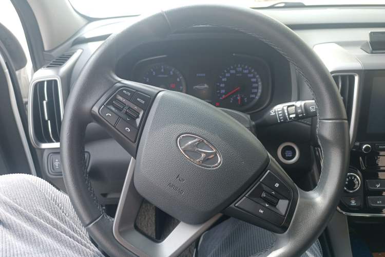 Used Hyundai ix35 2019 2.0L Automatic 2WD Zhiyong·Changxiang Edition China VI Standard
