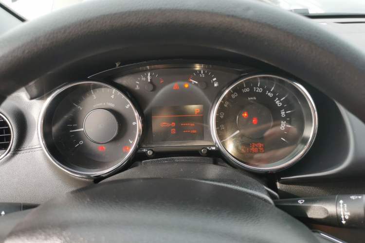 Used Peugeot 3008 2016 2.0L Automatic Classic Edition Instrument Cluster