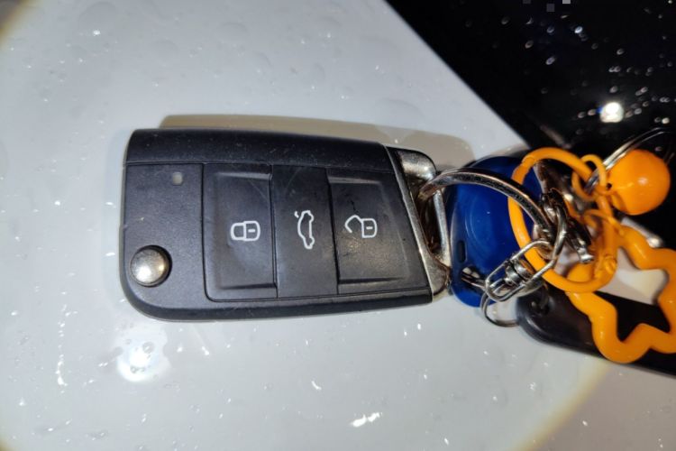 Used Volkswagen Tayron 2023 330TSI Two-Wheel-Drive Luxury Plus Advanced Version Vehicle Key