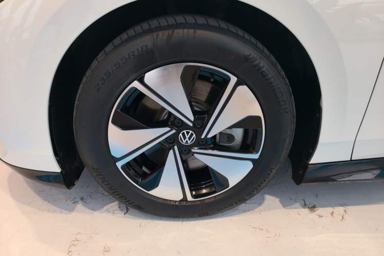 Used Volkswagen ID.7 VIZZION 2024 AIR model
