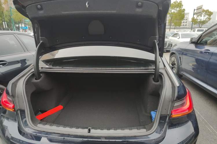 Used BMW 3 Series 2023 325i M Sport Night Edition Package
