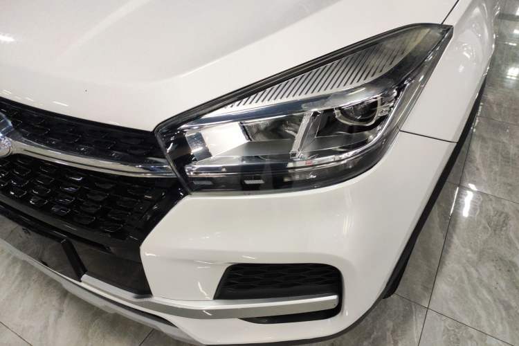 Used Chery Tiggo 5x 2019 HERO 1.5L CVT Fashion Edition Left Front Headlight