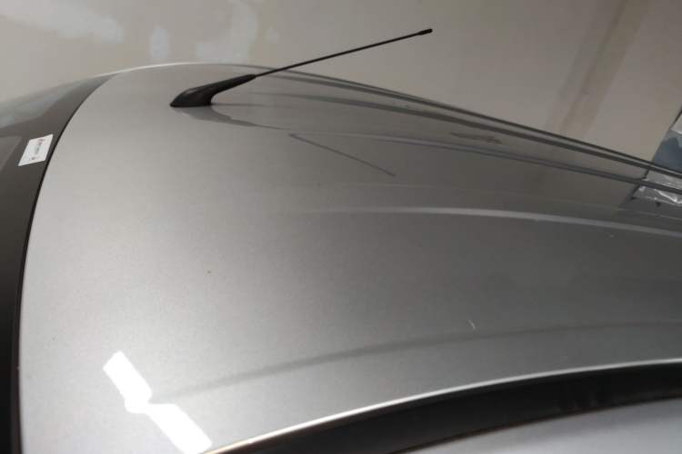 Used Wuling Hongguang New Energy 2025 Extended-Range Hybrid 50KM Comfort Version Roof