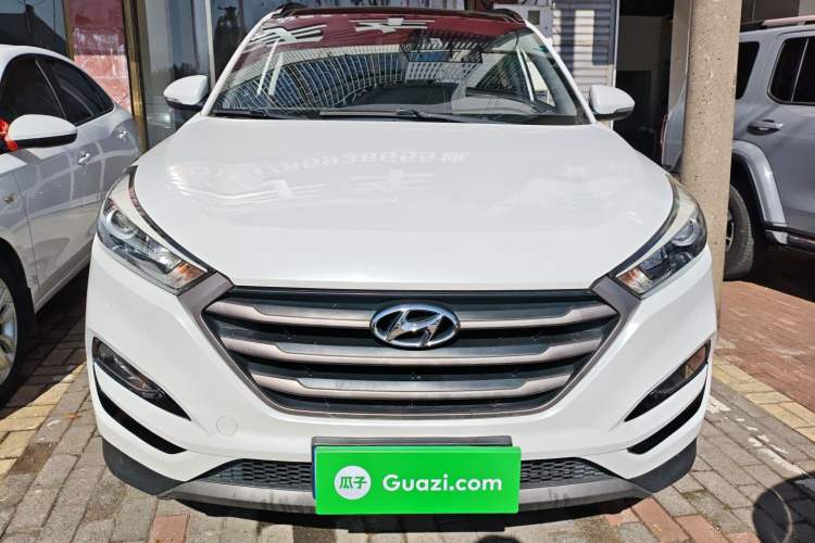 Used Hyundai Tucson 2018 1.6T Dual-Clutch Two-Wheel Drive 15th Anniversary Special Edition