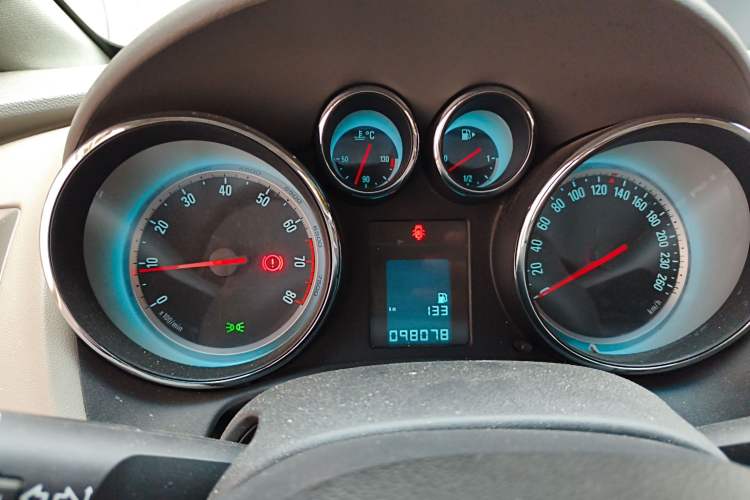 Used Buick GT 2012 XT 1.6L Manual Entry-Level Model