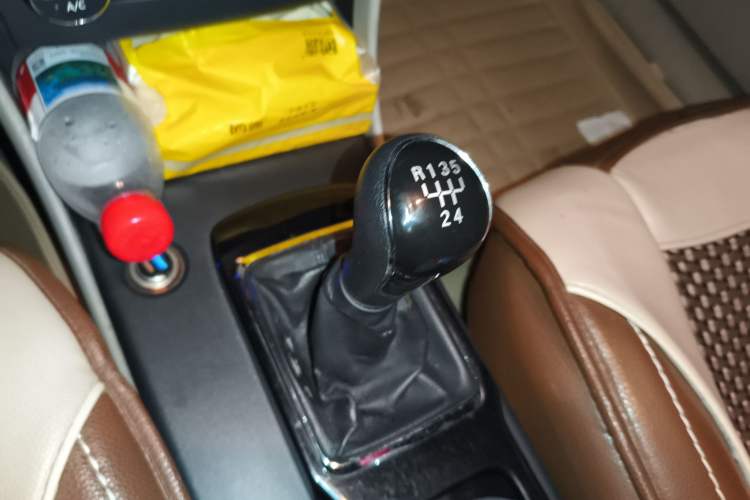 Used Bestune B50 2013 1.6L manual luxury version
