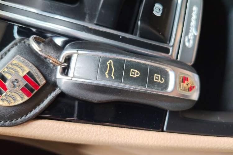 Used Porsche Cayenne 2019 Cayenne 3.0T Vehicle Key