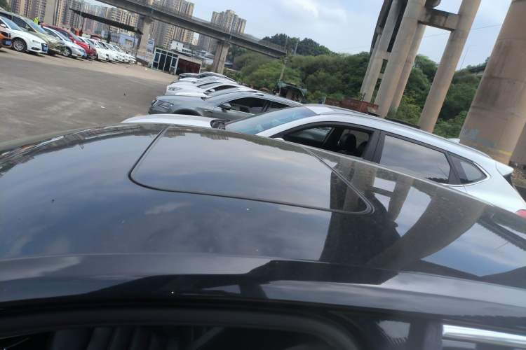 Used Volkswagen Passat 2017 330TSI DSG Luxury Edition Roof