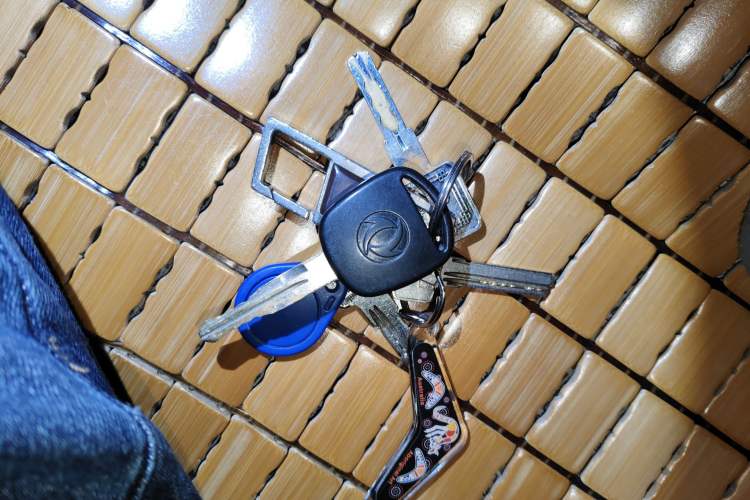 Used Dongfeng Xiaokang C37 2012 1.4L Comfort Version DK13-06
