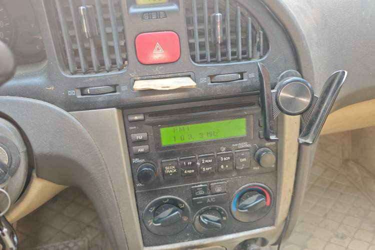 Used Hyundai Elantra 2007 1.6L Manual Comfort Model Audio And AC Panel