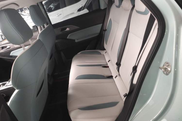 Used Geometry E Firefly 2024 301km Starlight
