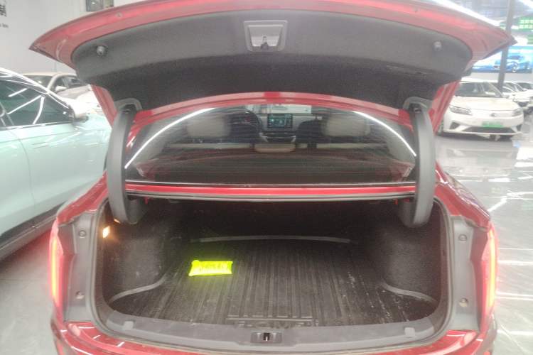 Used Hongqi E-QM5 2023 620km PLUS
