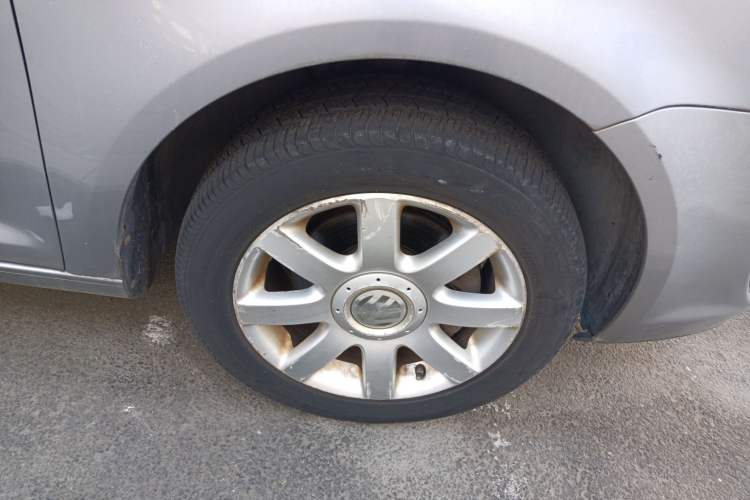 Used Volkswagen Touran 2008 2.0L Smart Edition 5-seat Manual
